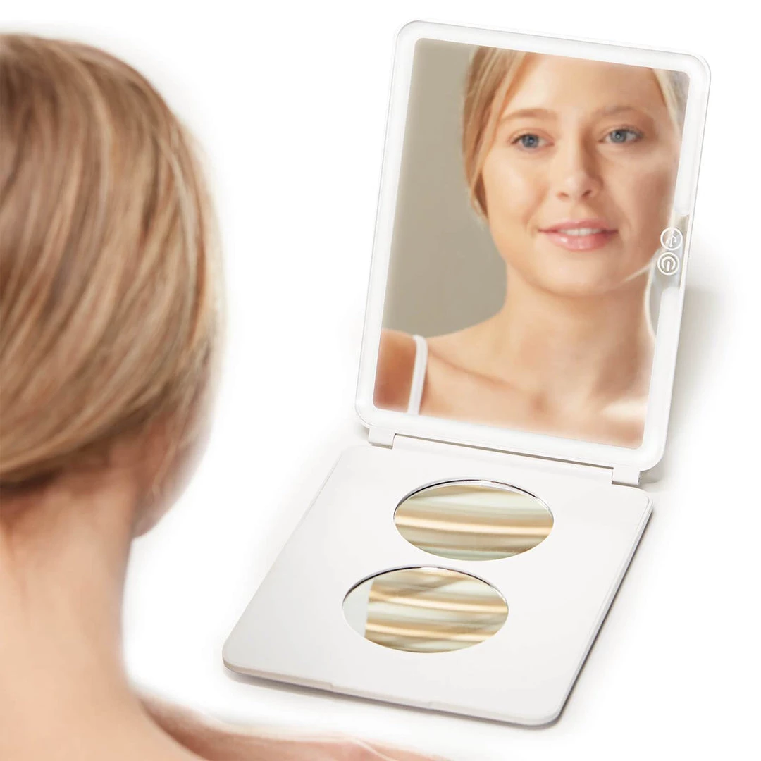 LuMee Studio Portable LED Makeup Mirror - Makeup Mirrors 4 LuMee Studio Portable LED Makeup Mirror - Makeup Mirrors